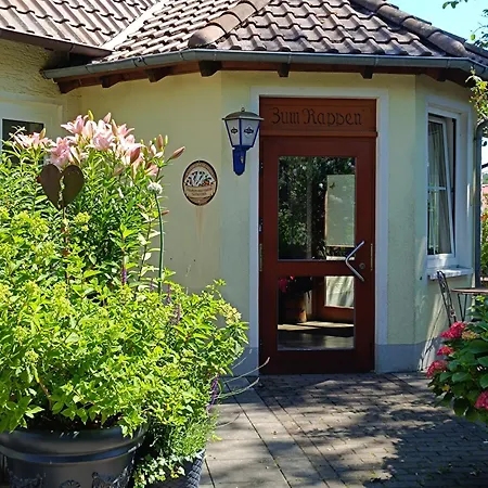 Landgasthof Zum Rappen Inn